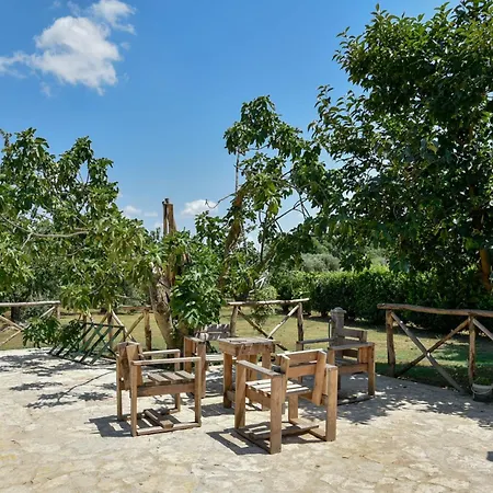 Terre Di Nacchia Kemp Capodimonte